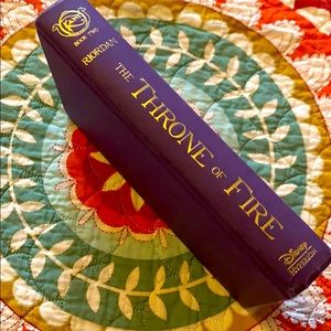 The Throne of Fire by Riordan